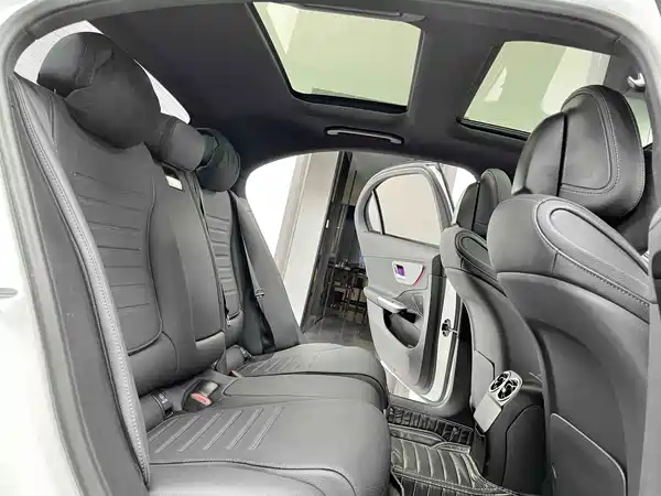 Mercedes-Benz C-Class 2023