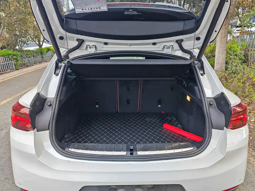 BMW X2 2021 — фото 11