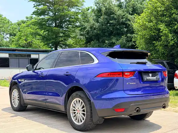 Jaguar F-PACE 2018