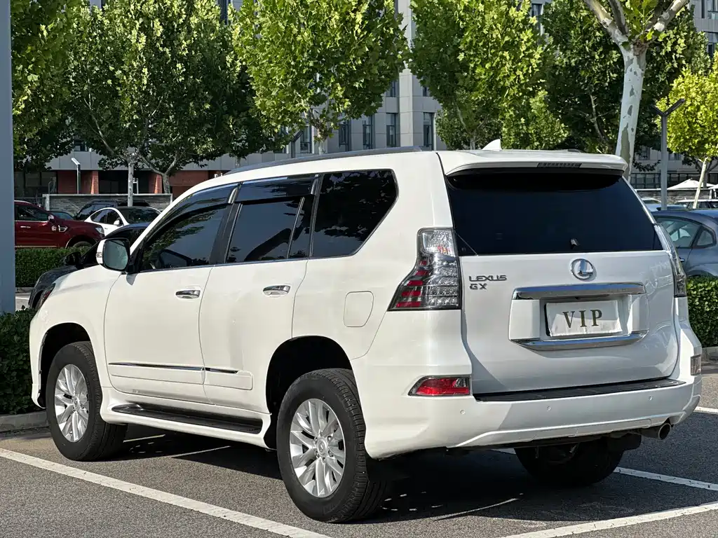 Lexus GX 2017 — фото 6