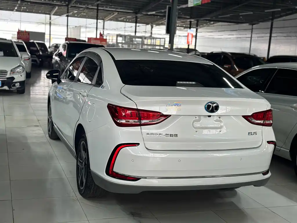 BAIC EU5 2018 — фото 12