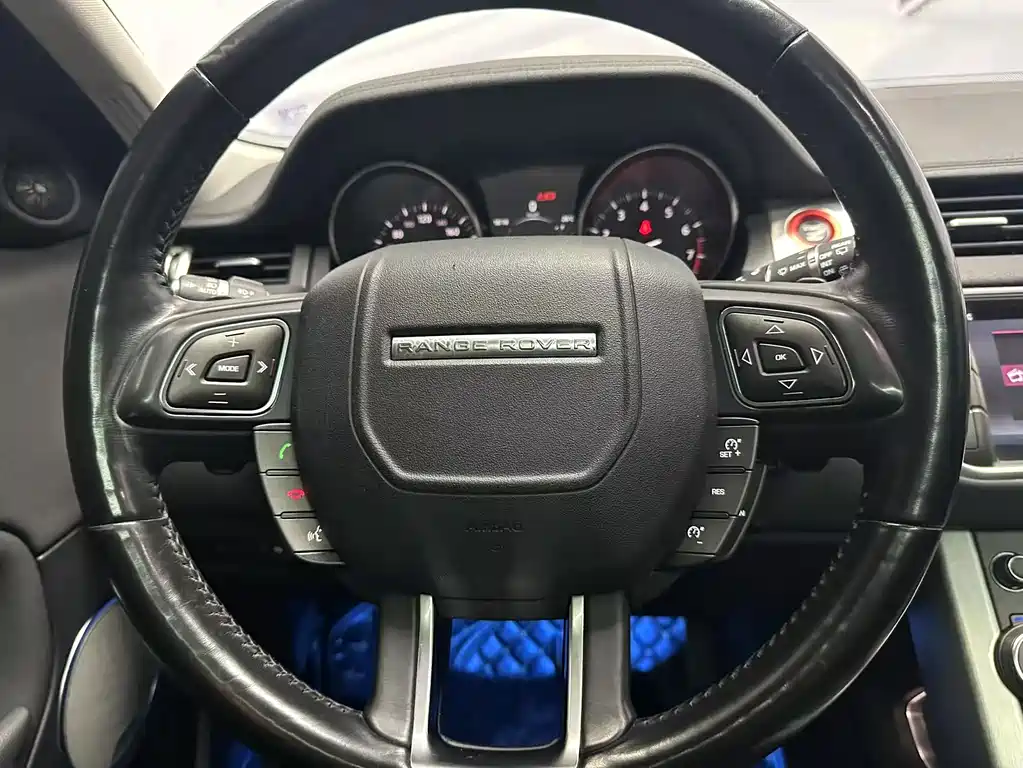 Land Rover Evoque 2018 — фото 9
