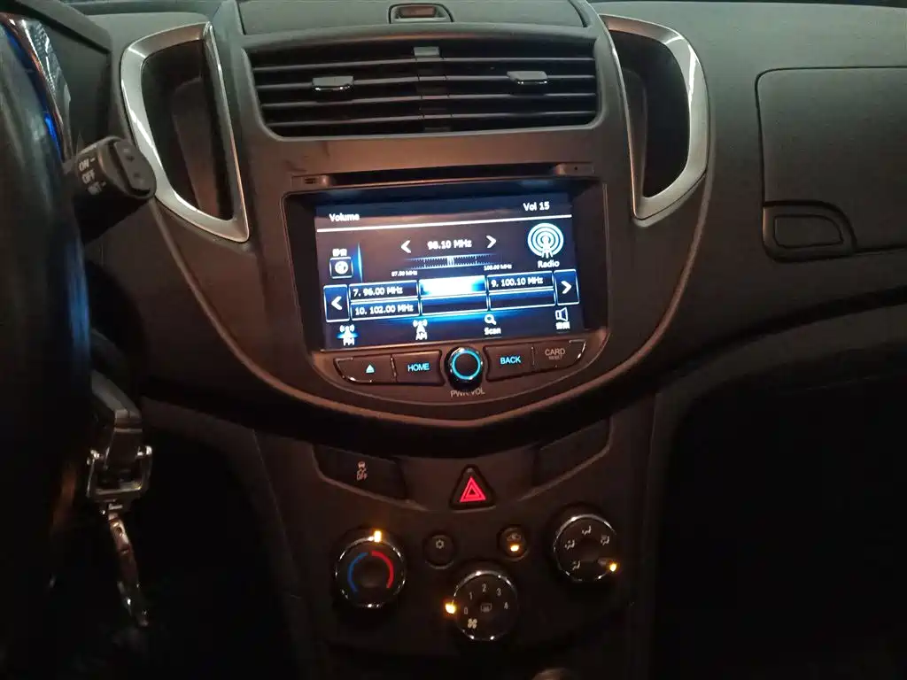 Chevrolet Trax 2015 — фото 6
