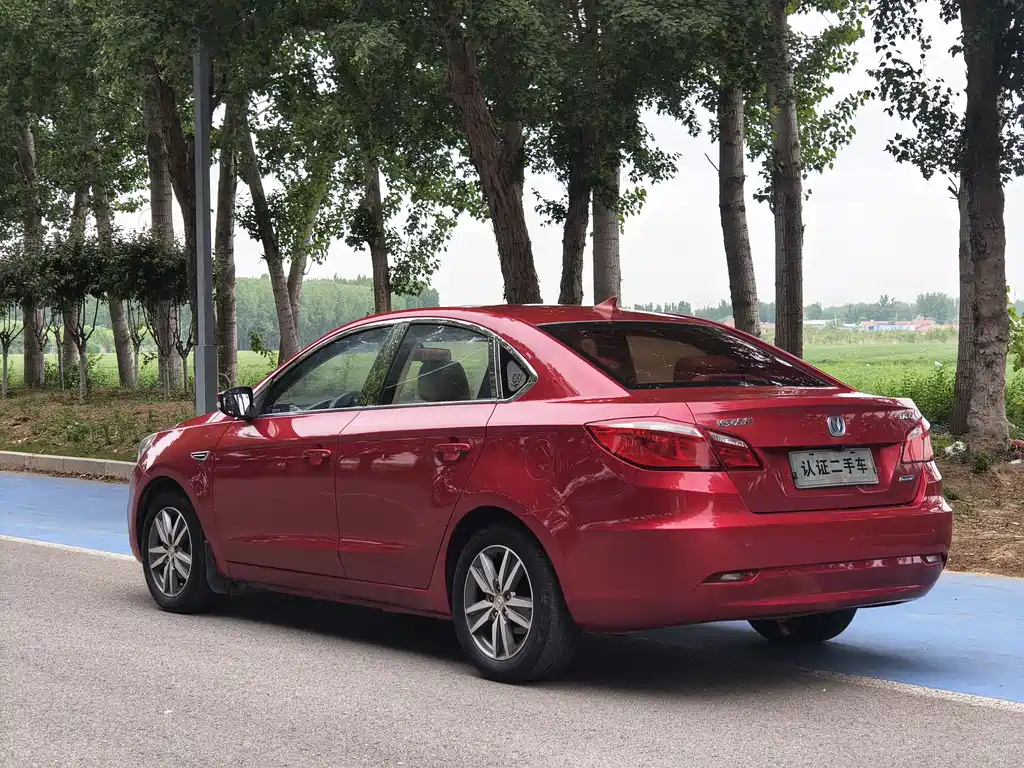 Changan Eado 2016 — фото 7