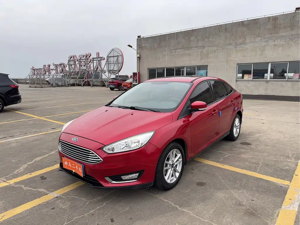 Ford Focus 2016 — фото 1