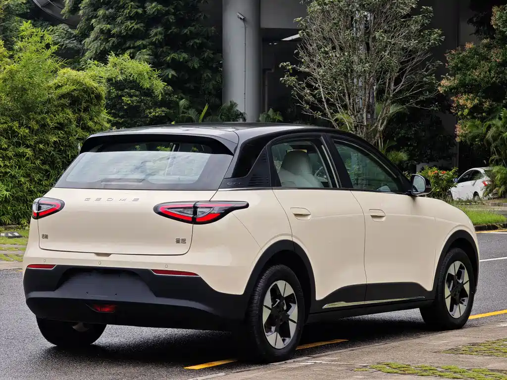 Geely Galaxy Starwish 2024