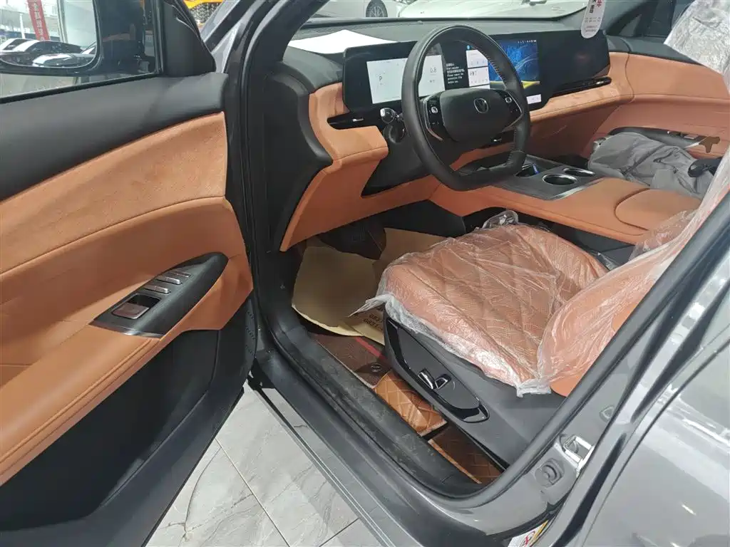 Changan CS75 PLUS 2024 — фото 16