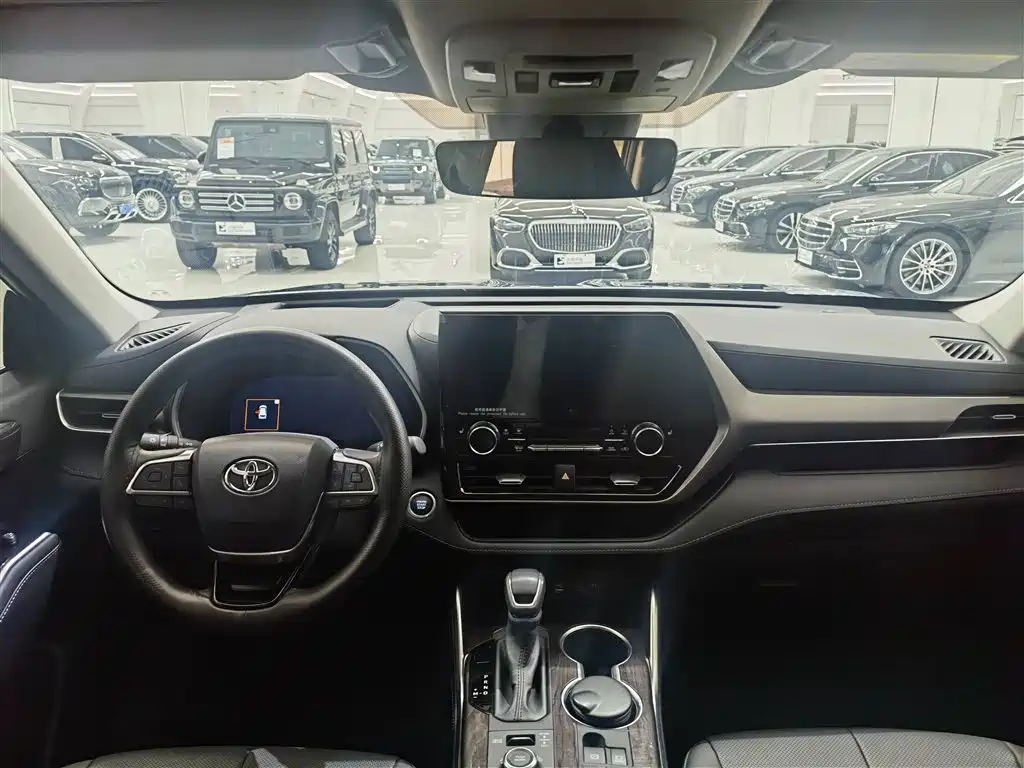 Toyota Highlander 2025 — фото 14