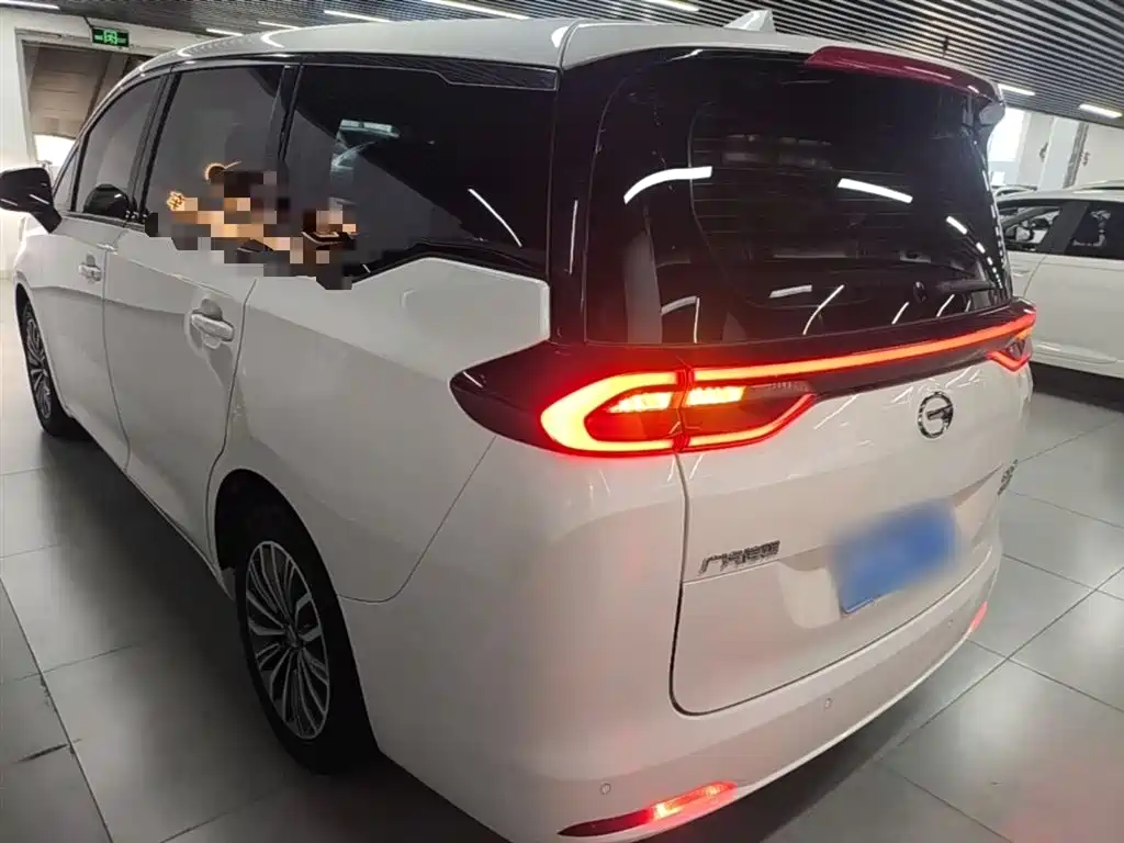 GAC Motor Trumpchi M6 2019 — фото 5
