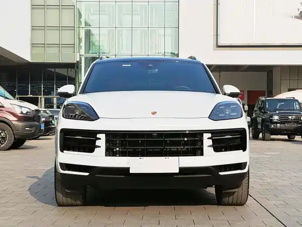 Porsche Cayenne 2024