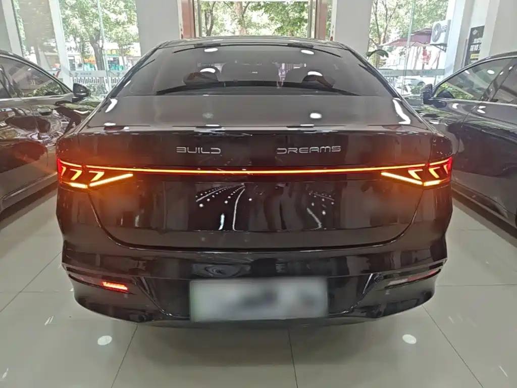 BYD Qin NEV 2022