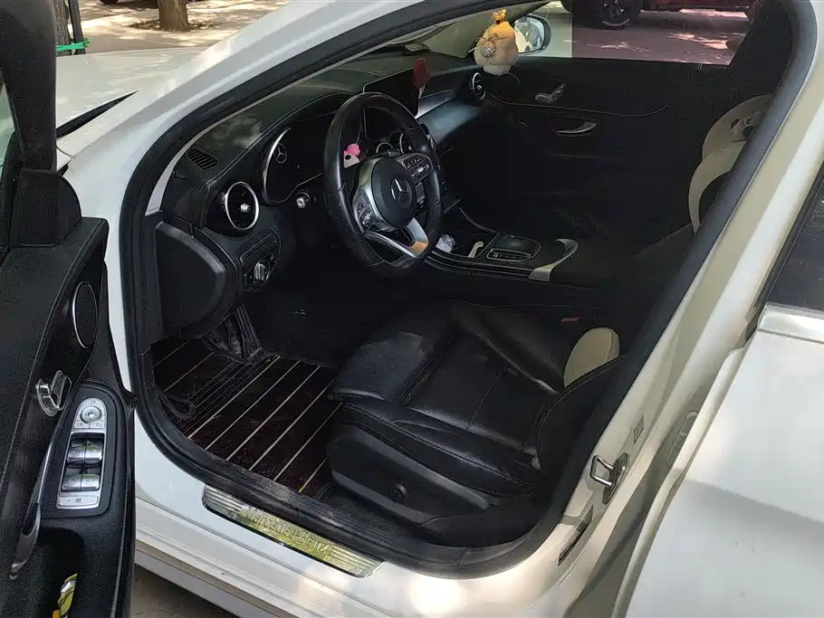 Mercedes-Benz C-Class 2020 — фото 9