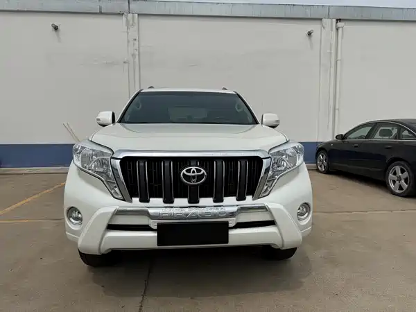 Toyota Prado 2016