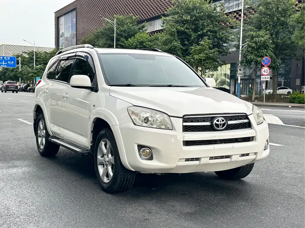 Toyota RAV4 2009
