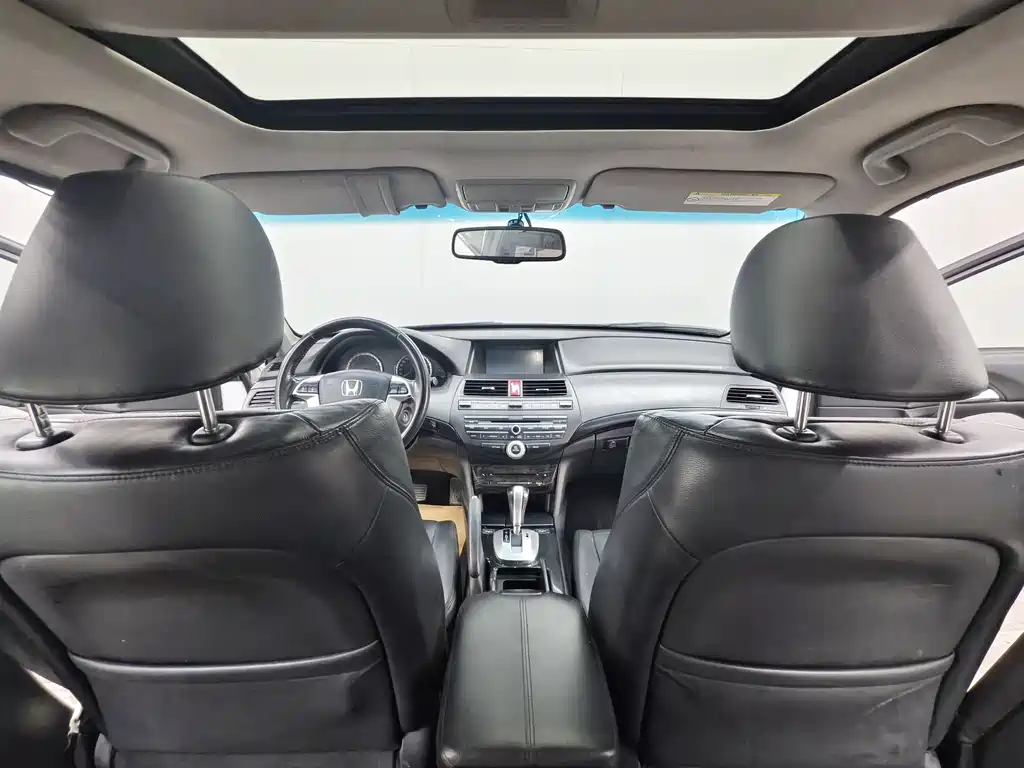 Honda Accord 2013 — фото 10