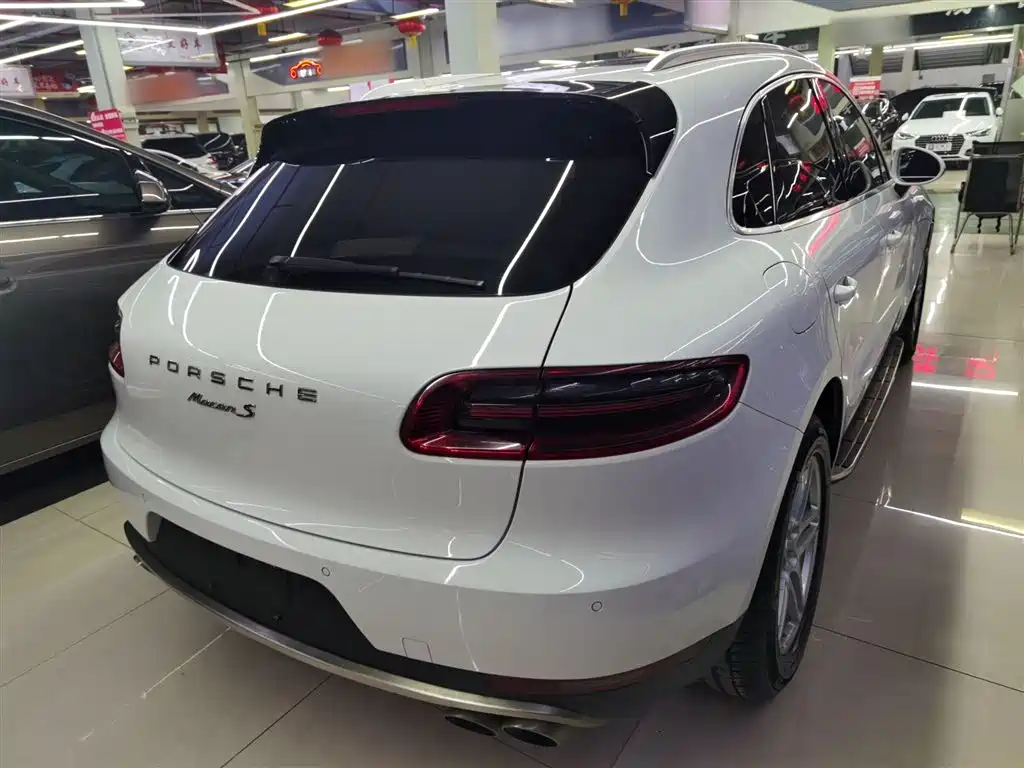 Porsche Macan 2017 — фото 7