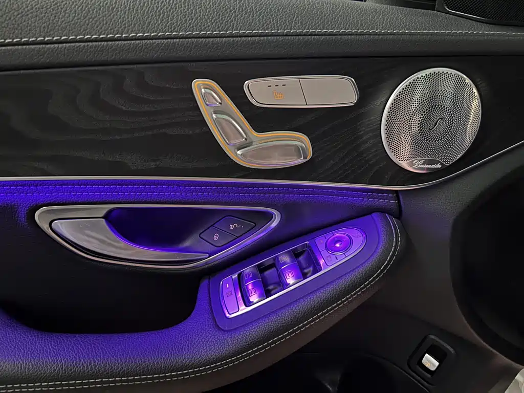 Mercedes-Benz C-Class 2019 — фото 10