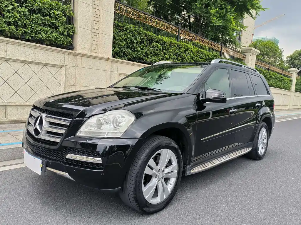 Mercedes-Benz GL-Class 2011 — фото 1