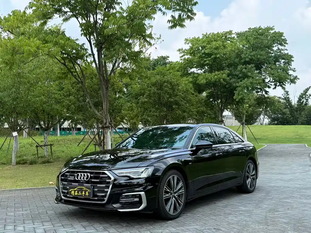 Audi A6L 2021 — фото 1
