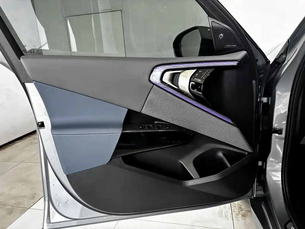 BMW X3 2025 — фото 10