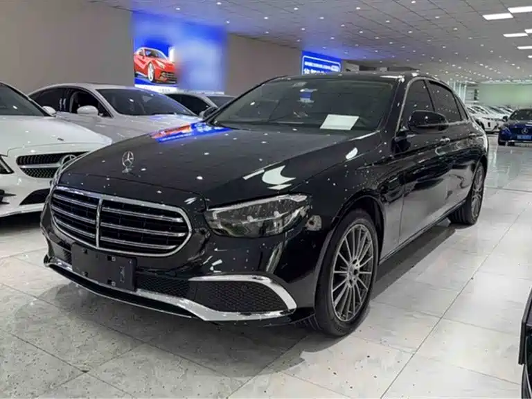 Mercedes-Benz E-Class 2022 — фото 1
