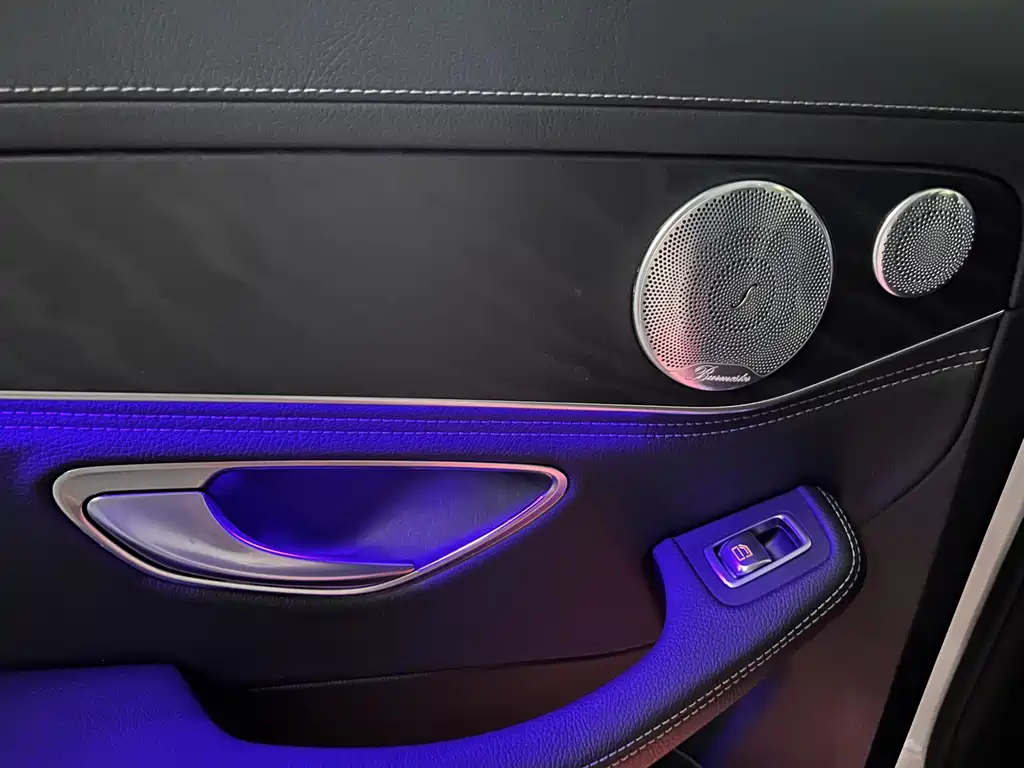 Mercedes-Benz C-Class 2019 — фото 9