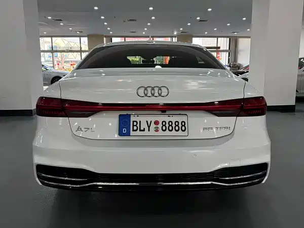 Audi A7L 2023