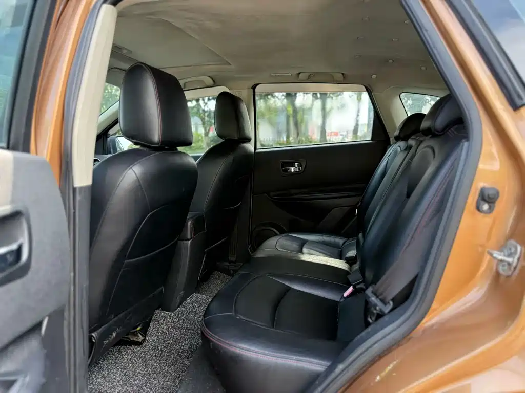 Nissan Qashqai 2015