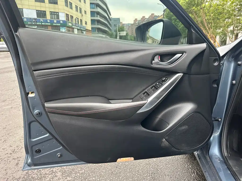 Mazda Atenza 2016 — фото 14