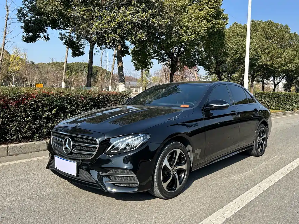Mercedes-Benz E-Class 2018 — фото 1