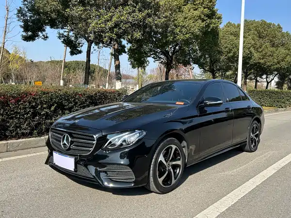Mercedes-Benz E-Class 2018