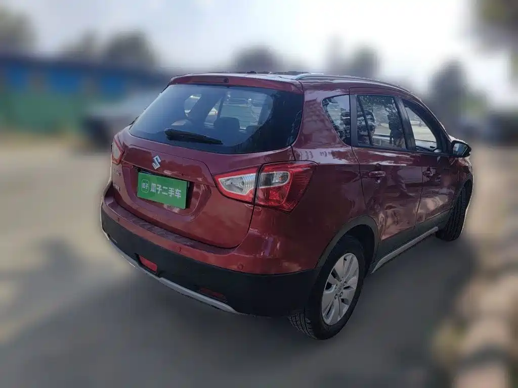 Suzuki S-Cross 2015