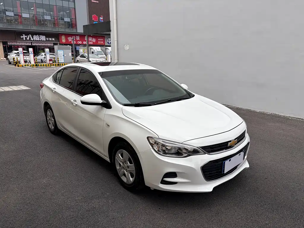 Chevrolet Cavalier 2018 — фото 3