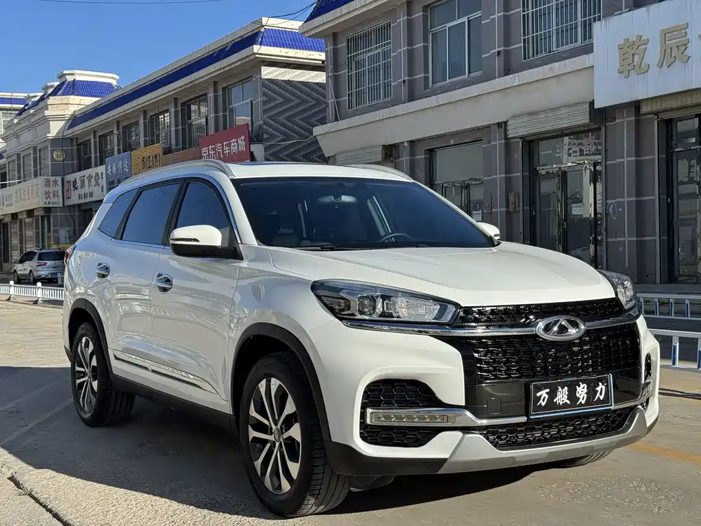 Chery Tiggo 8 2018 — фото 1