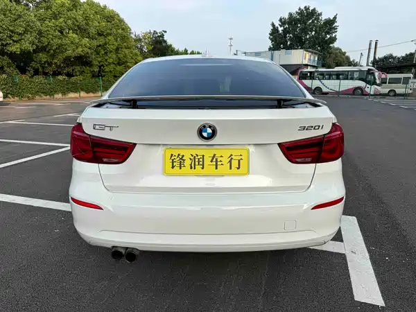 BMW 3 Series GT 2017