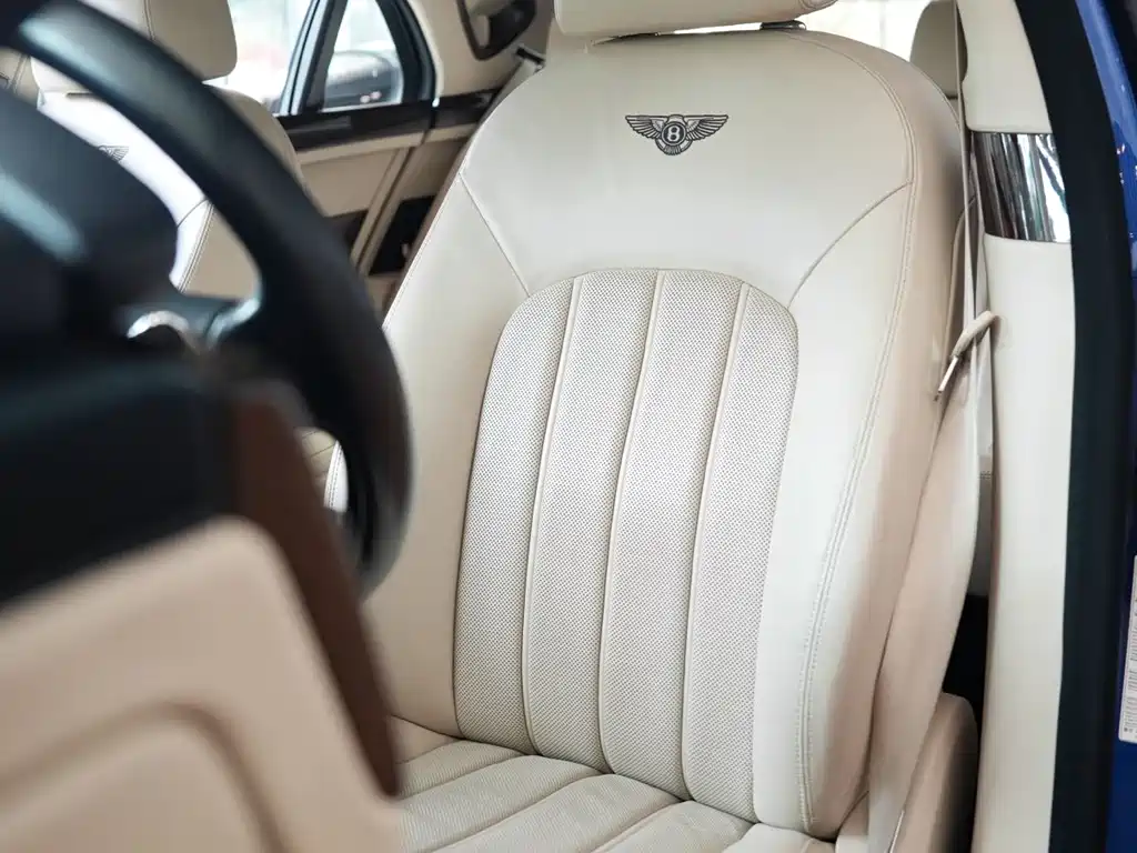 Bentley Mulsanne 2013 — фото 14
