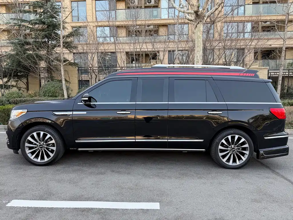 Lincoln Navigator 2020 — фото 9