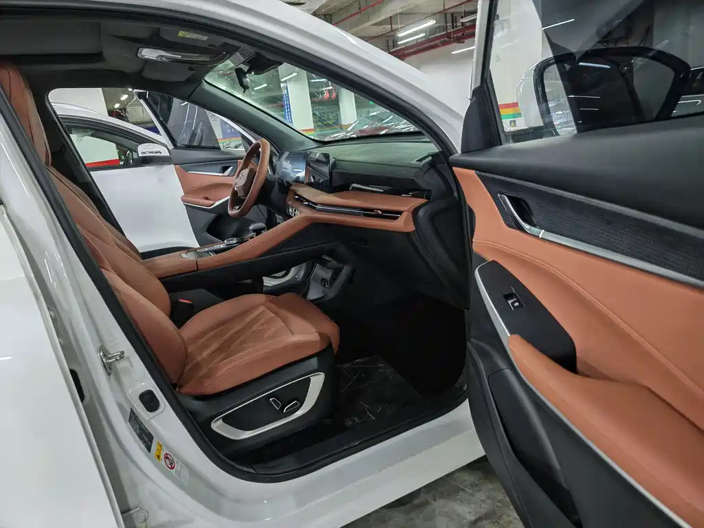 Changan CS75 PLUS 2024 — фото 11
