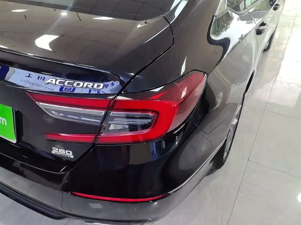 Honda Accord 2022 — фото 20