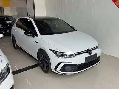 Volkswagen Golf 2023