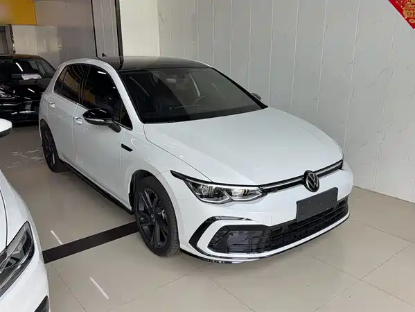 Volkswagen Golf 2023