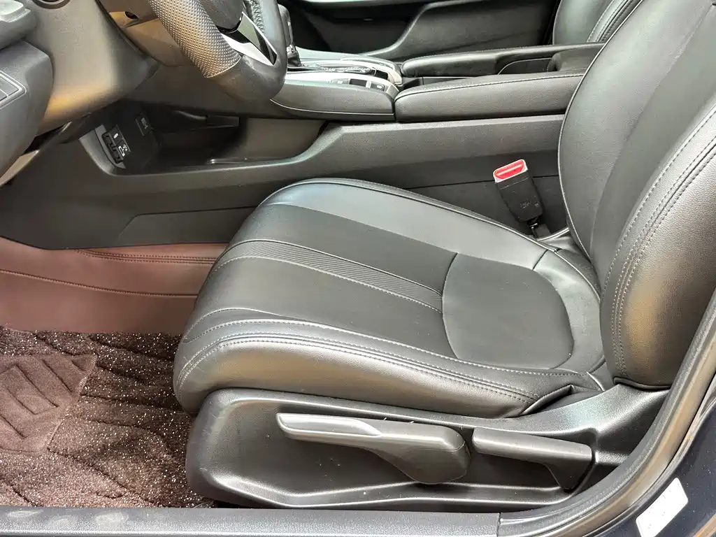 Honda Civic 2018 — фото 19