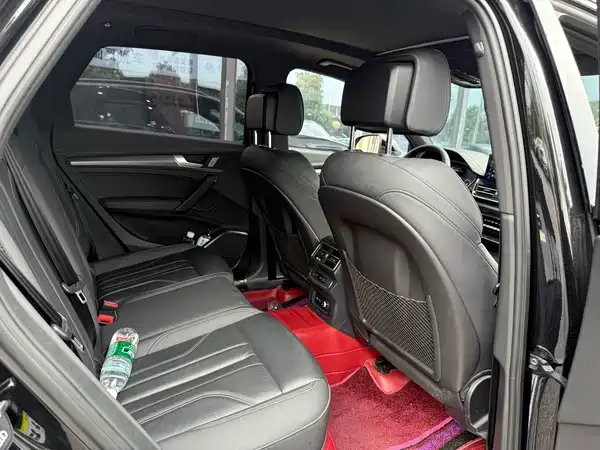 Audi Q5L 2023