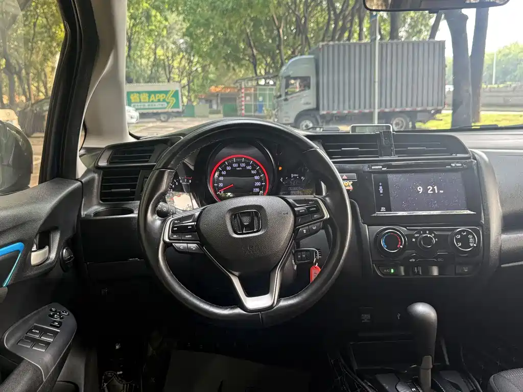 Honda Fit 2019 — фото 14