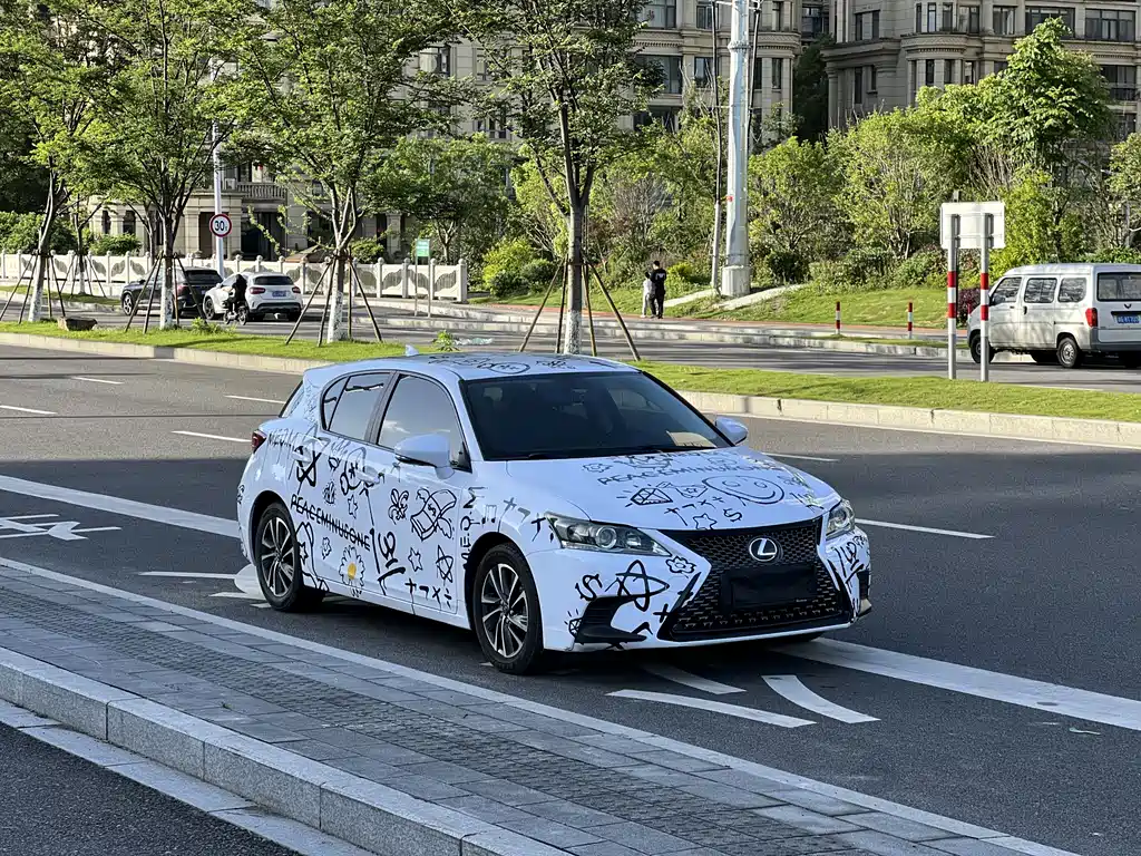 Lexus CT 2018 — фото 4
