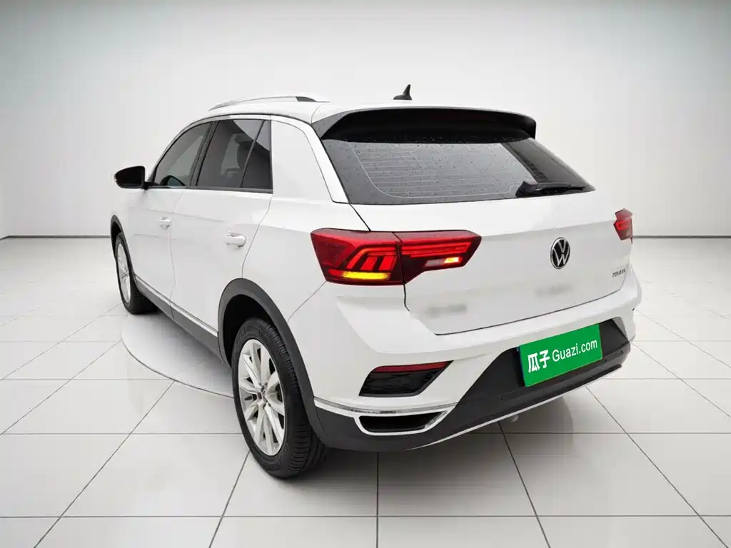 Volkswagen T-Roc 2022 — фото 11
