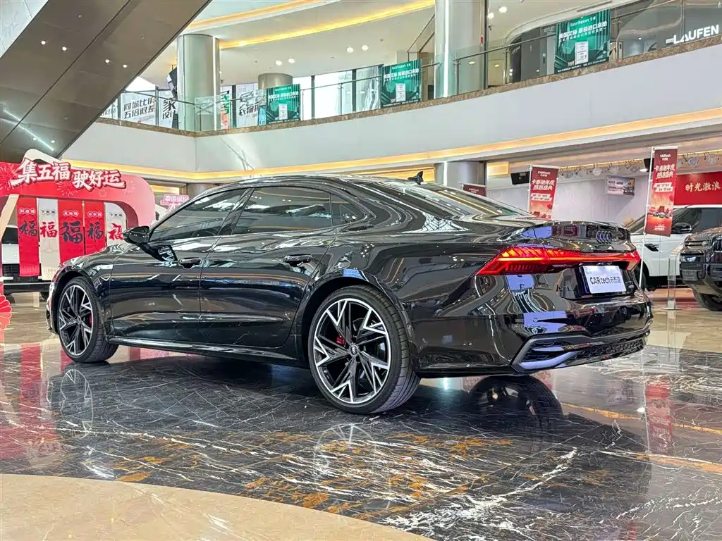 Audi A7L 2025 — фото 5