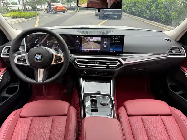 BMW 3 Series 2025