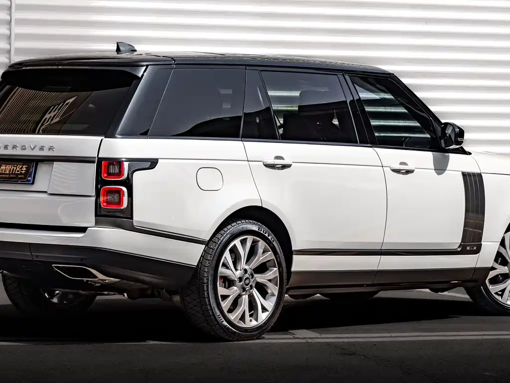 Land Rover Range Rover 2021 — фото 3