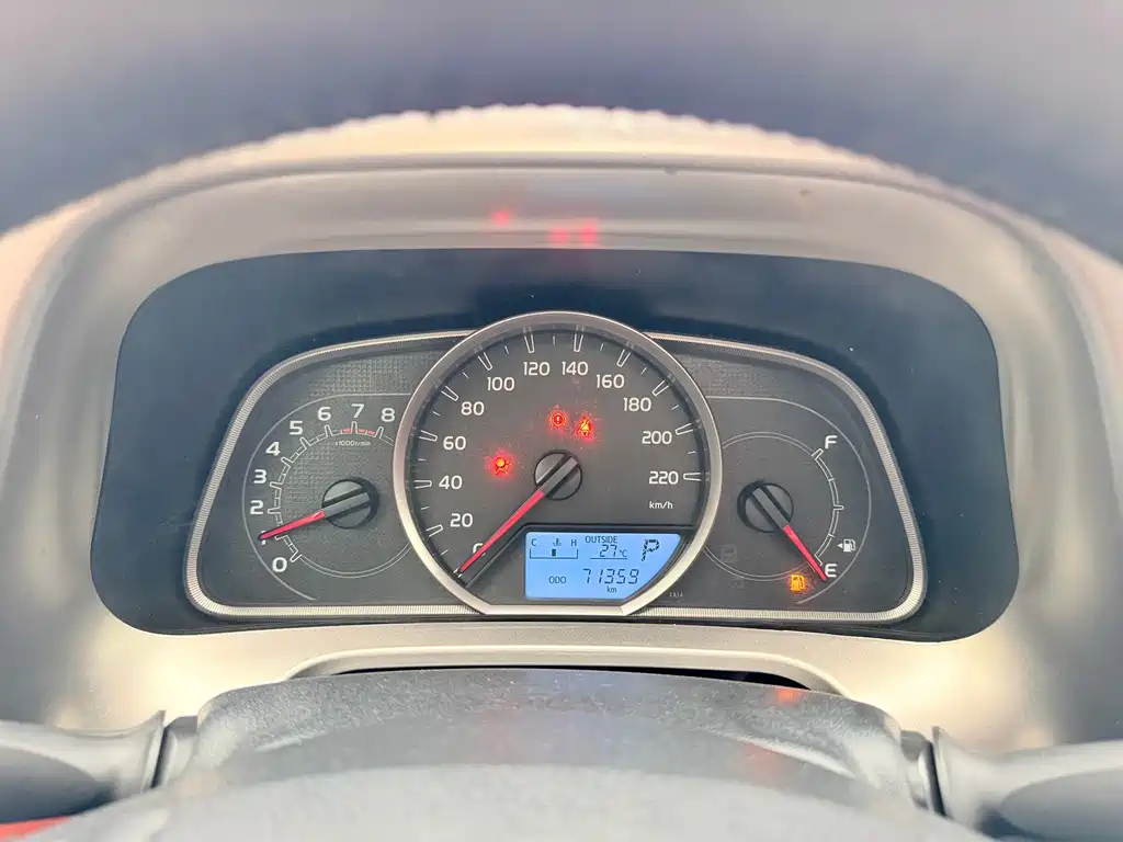 Toyota RAV4 2016 — фото 13